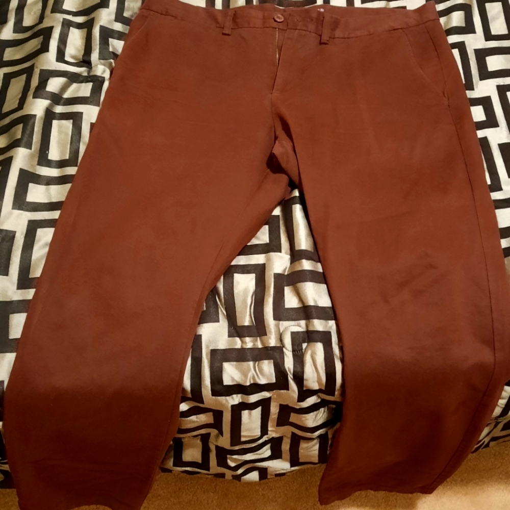 Old Navy Chino Pants